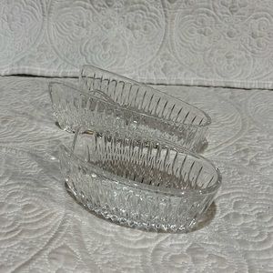 Princess House spoon and knife rests‎